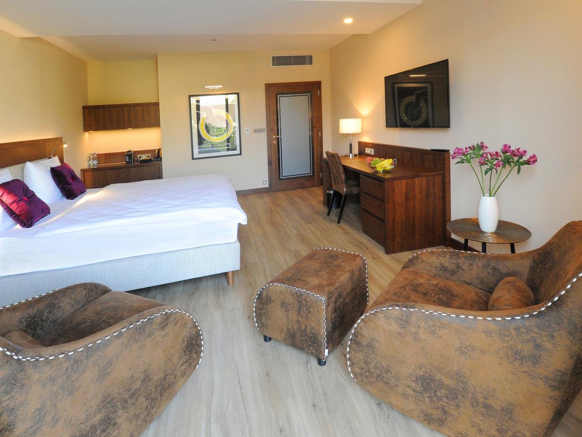 Hotel Kramer Opava Kültér fotó