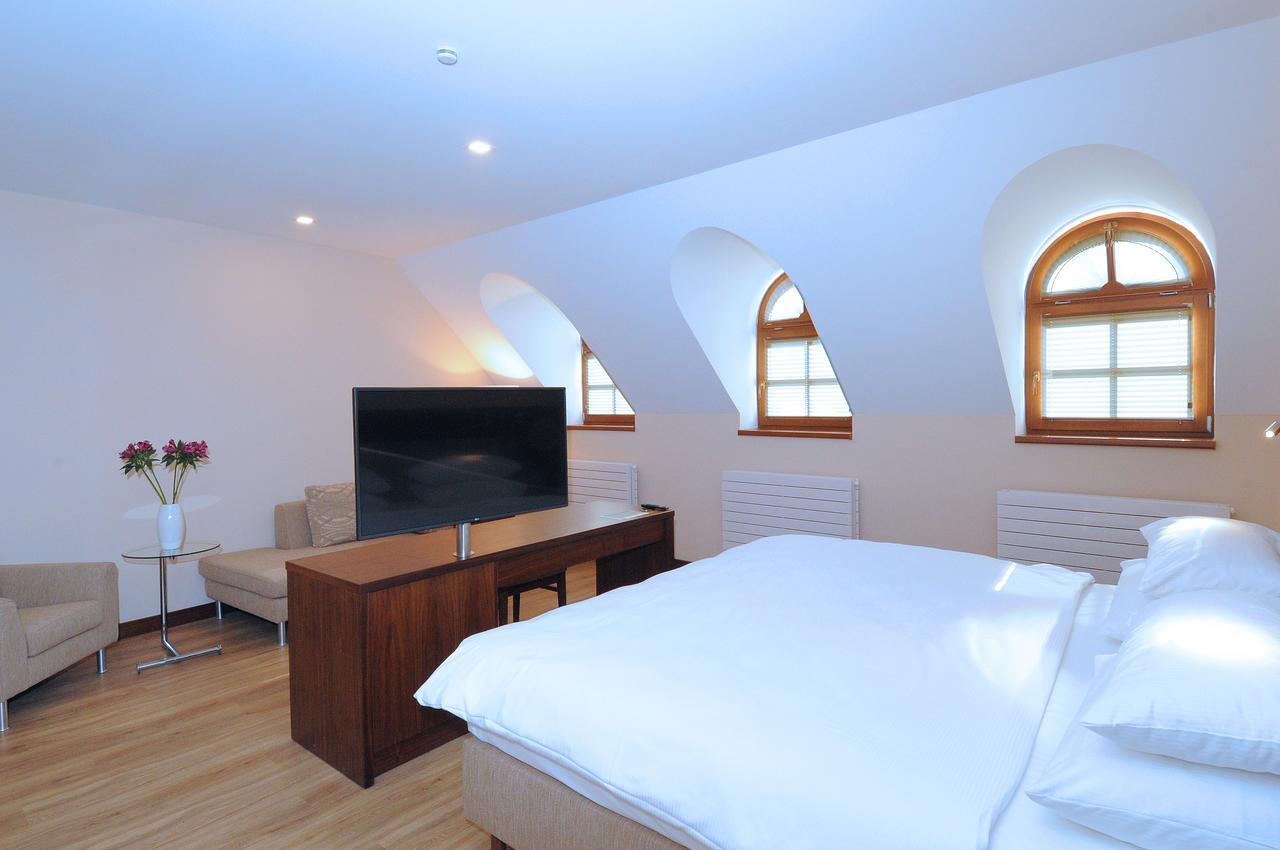 Hotel Kramer Opava Kültér fotó